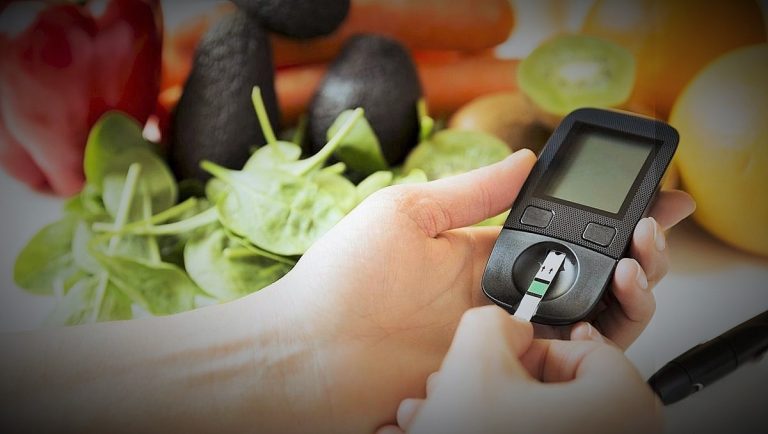 أفضل أطعمة السكري وأسوأها