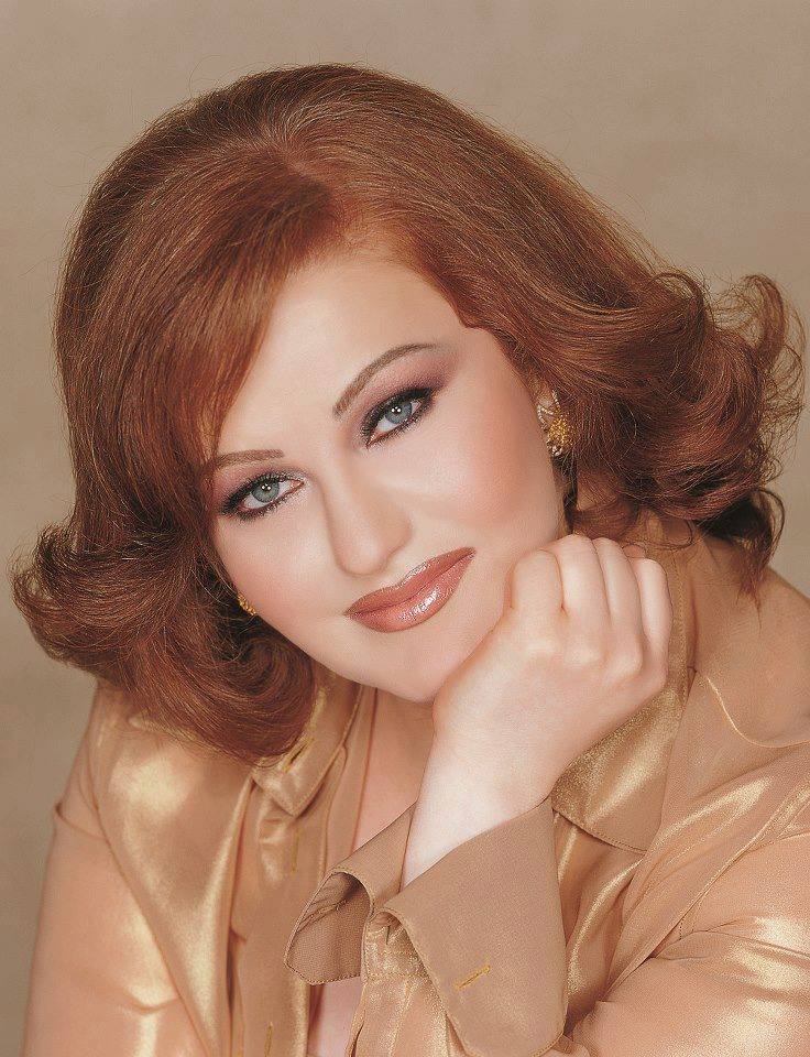 ميادة الحناوي تعود إلى القاهرة بعد ترحيلها بقرار وزاري