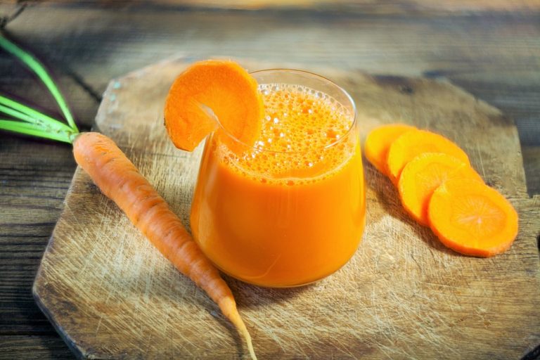 كيف تصنعين عصير الجزر الصحي؟