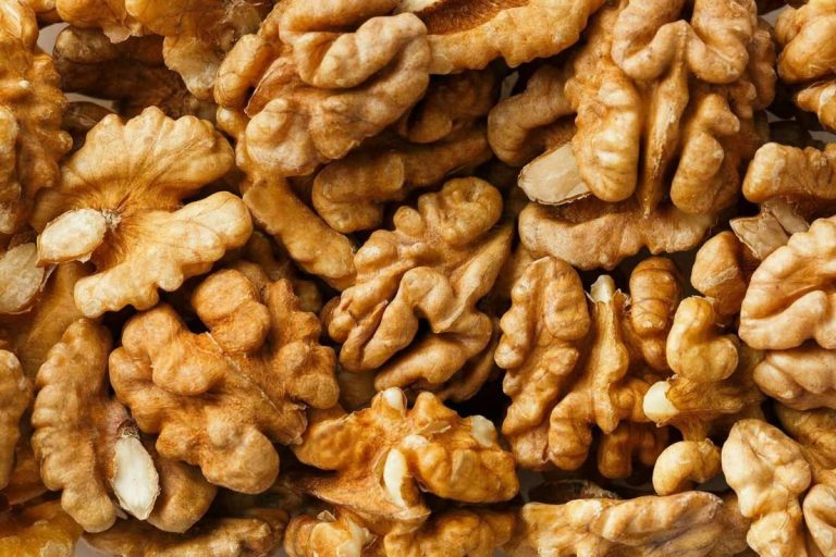 الجوز ... الفوائد والمنافع والنصائح