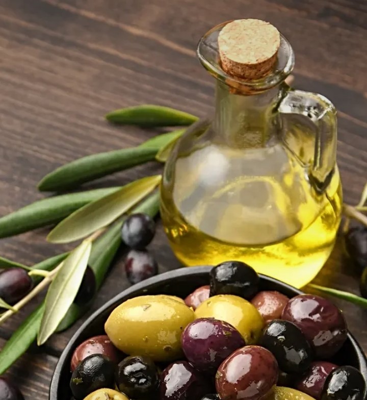 فوائد زيت الزيتون للشعر