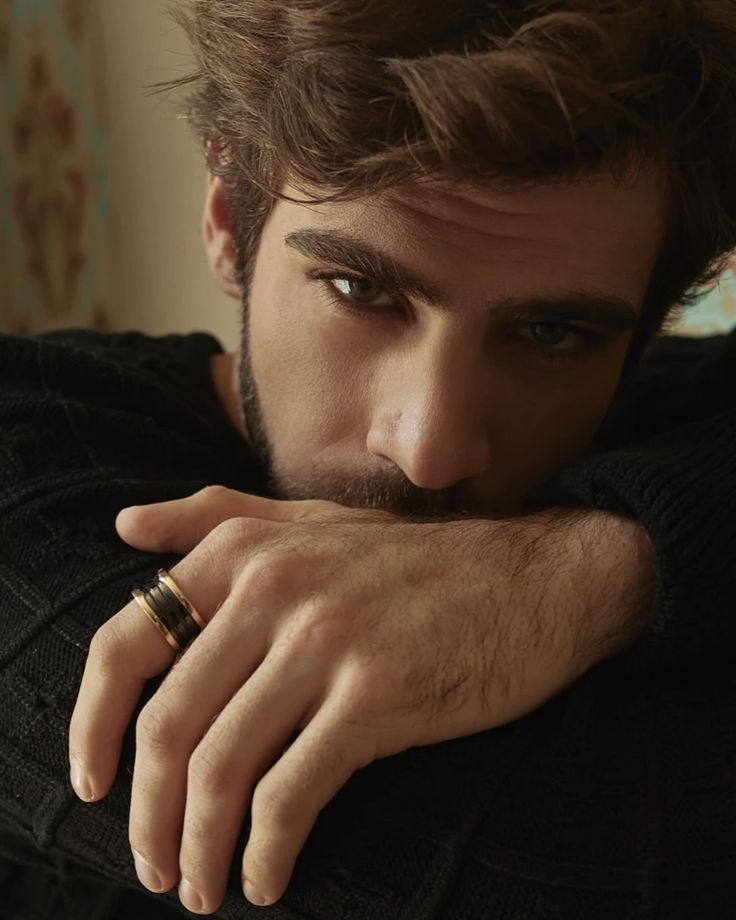 أصبحت وحيدًا ولا أعرف كيف أكوّن صداقات جديدة، هل من نصيحة؟ أصبحت وحيدًا ولا أعرف كيف أكوّن صداقات جديدة، هل من نصيحة؟