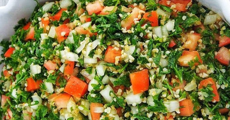 التبولة تُسبب زيادة الوزن … صح أم خطأ؟ التبولة تُسبب زيادة الوزن ... صح أم خطأ؟