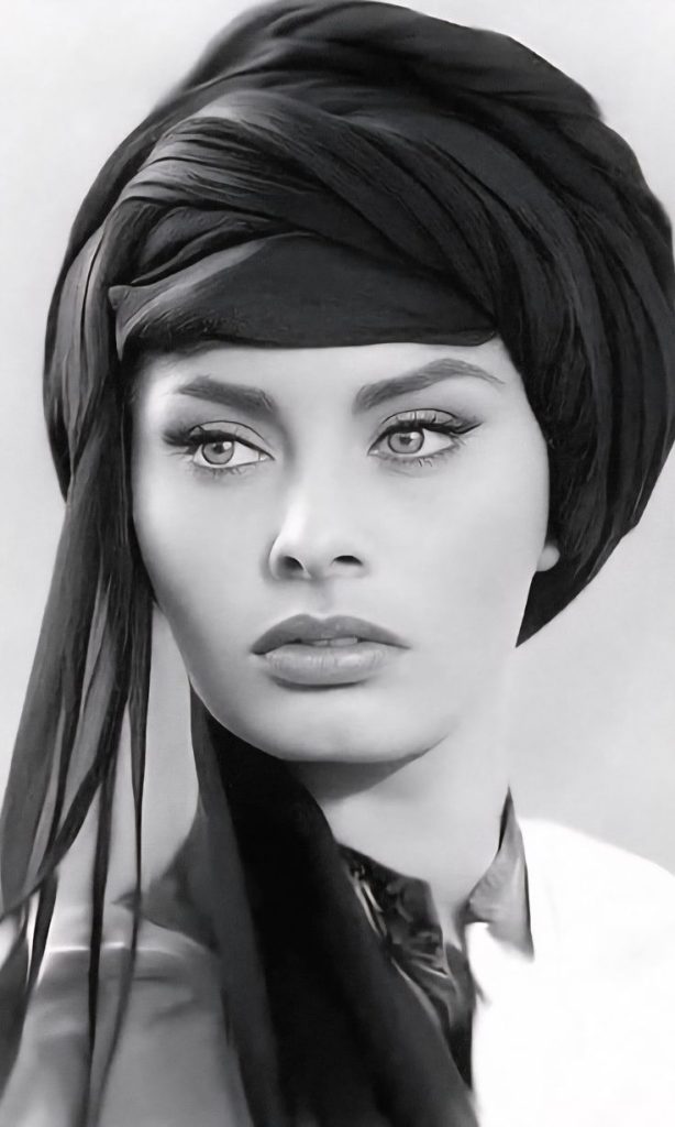 النجمة العالمية صوفيا لورين