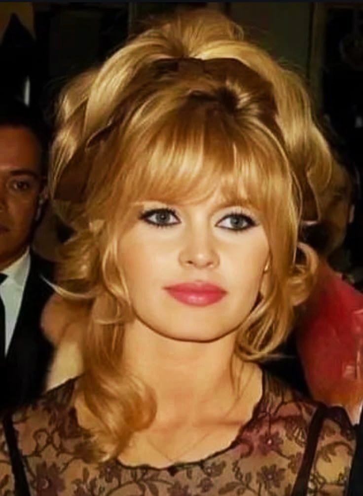 بريجيت باردو النجمة الوحيدة التي لم تكترث يوما بالمجد والأضواء