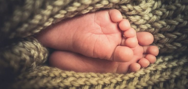 الحصبة الوردية لدى الأطفال الصغار ... كل شيء!