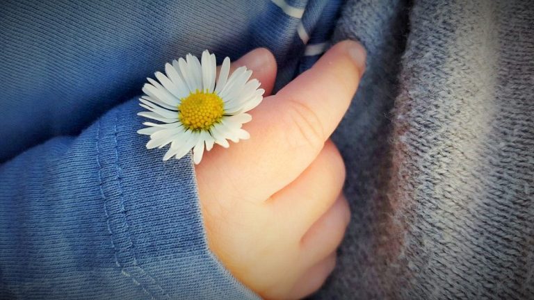 الجفاف لدى الرضع ... العلامات والنصائح