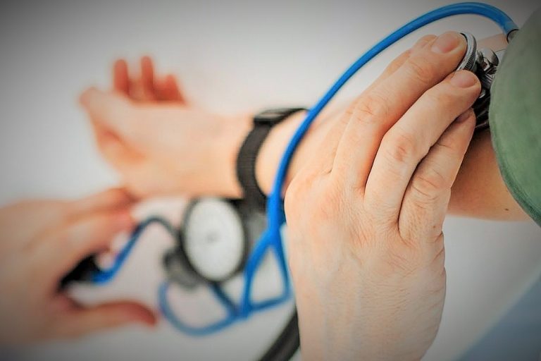 التوتر وارتفاع ضغط الدم … ما العلاقة؟ التوتر وارتفاع ضغط الدم ... ما العلاقة؟