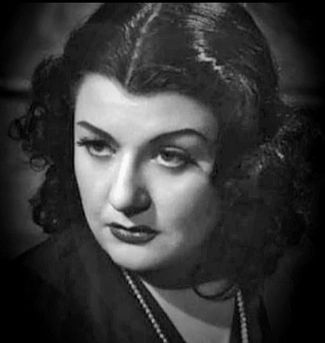 الفنانة ميمي شكيب